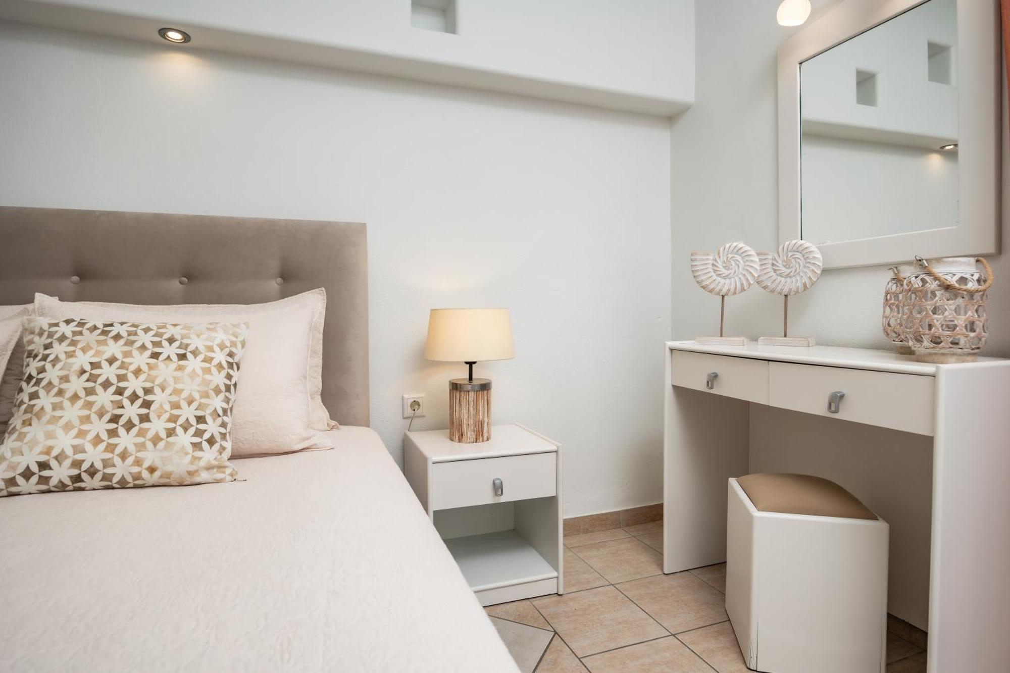 Aggeliki'S Diamond Aparthotel Agia Anna  Ngoại thất bức ảnh