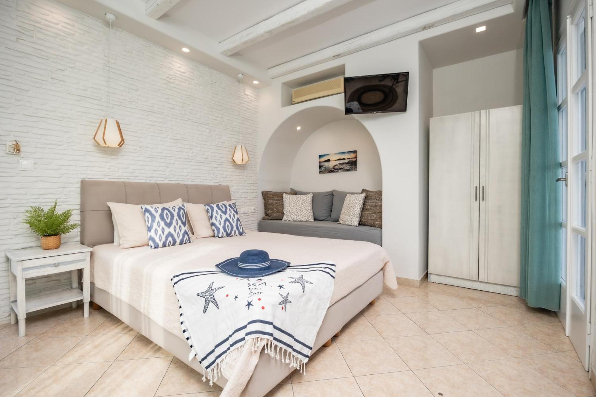 Aggeliki'S Diamond Aparthotel Agia Anna  Ngoại thất bức ảnh